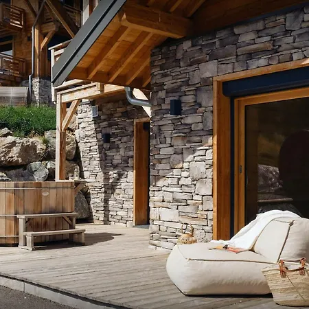 Chalet Sheehy - Ovo Network *